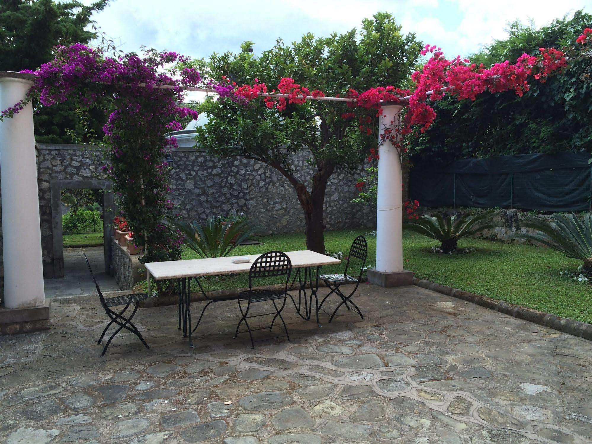 Capri Villa Bismarck Buitenkant foto
